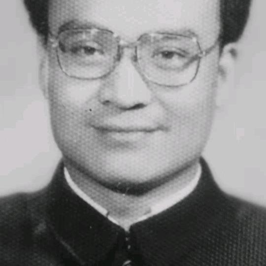 淡而潇笑