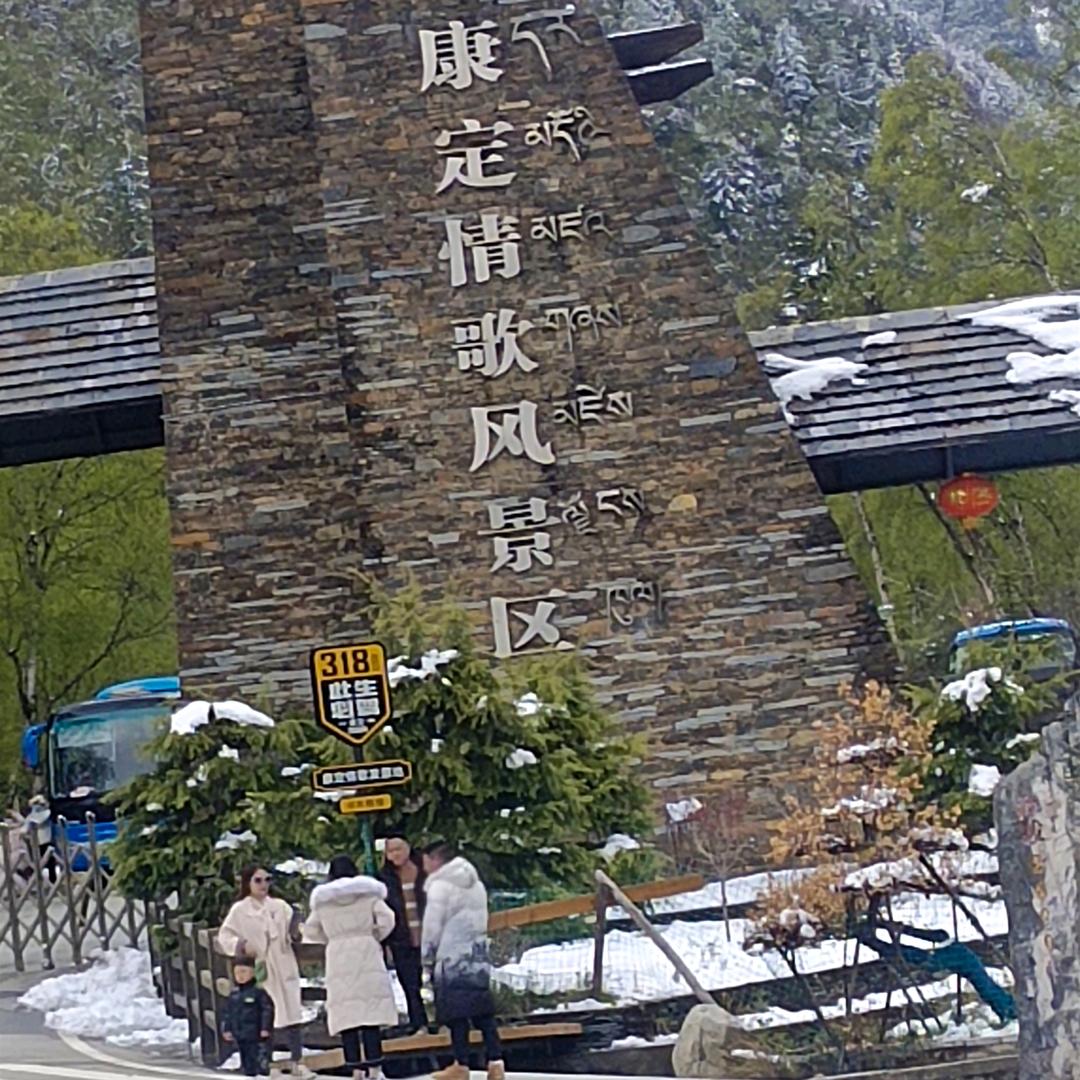 高价回收各种工地余料电缆电机光缆线设备等