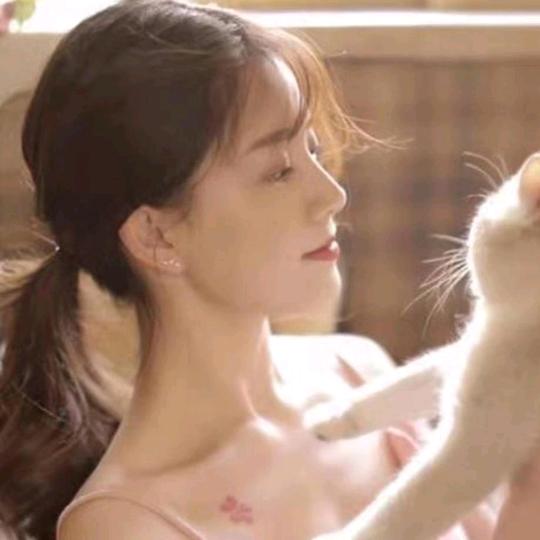 开心女人