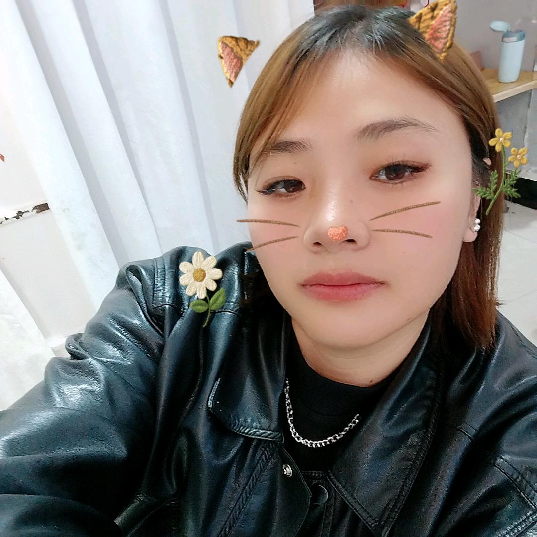 莉莉6620