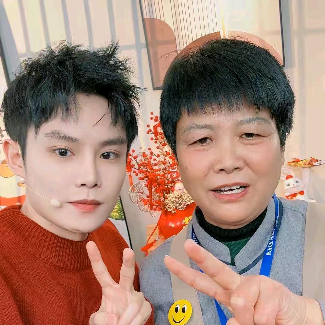 毛毛姐直播小卖部