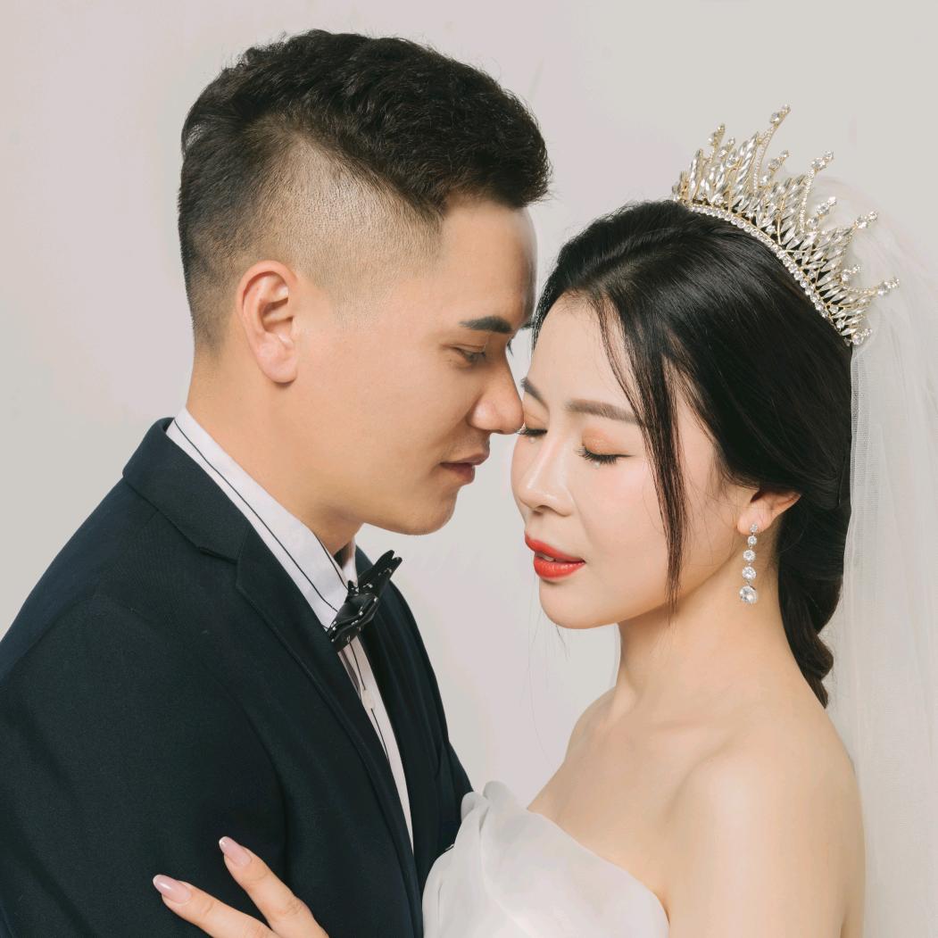 红韵婚礼策划&遇见花开花店