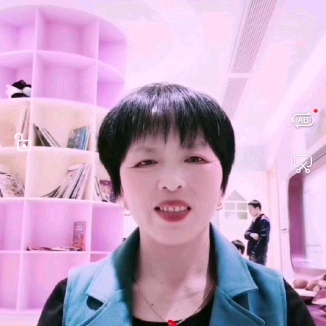 小连