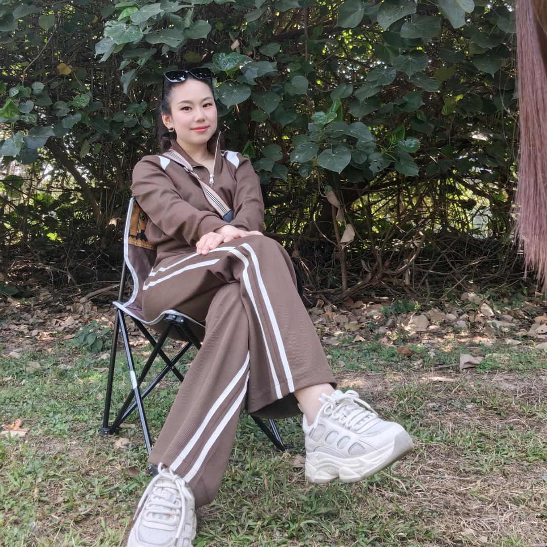 -乖乖女✘坏脾气