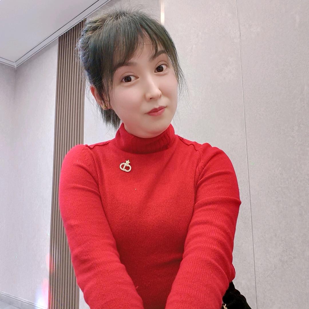 乌苏烫染小陈