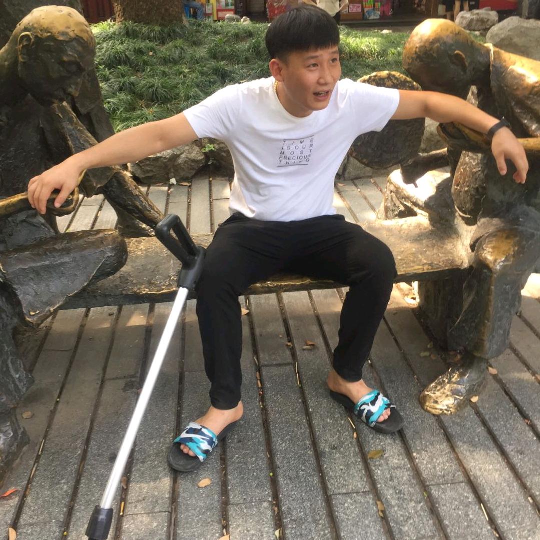 @钟国宝
