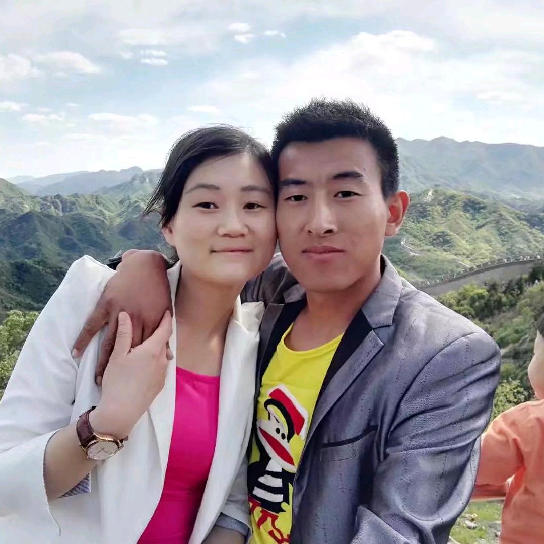 振哥一家人