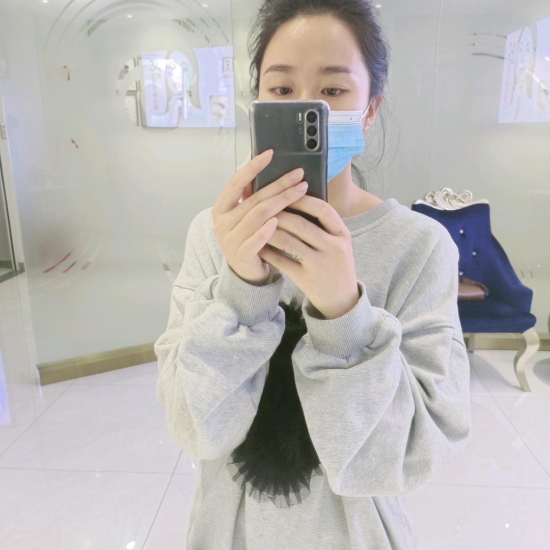 吃月亮的兔子