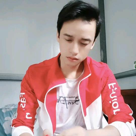 刘腾飞