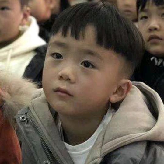 小李_248989591