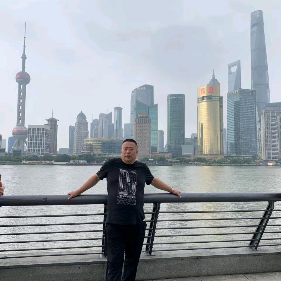 胡晓伟
