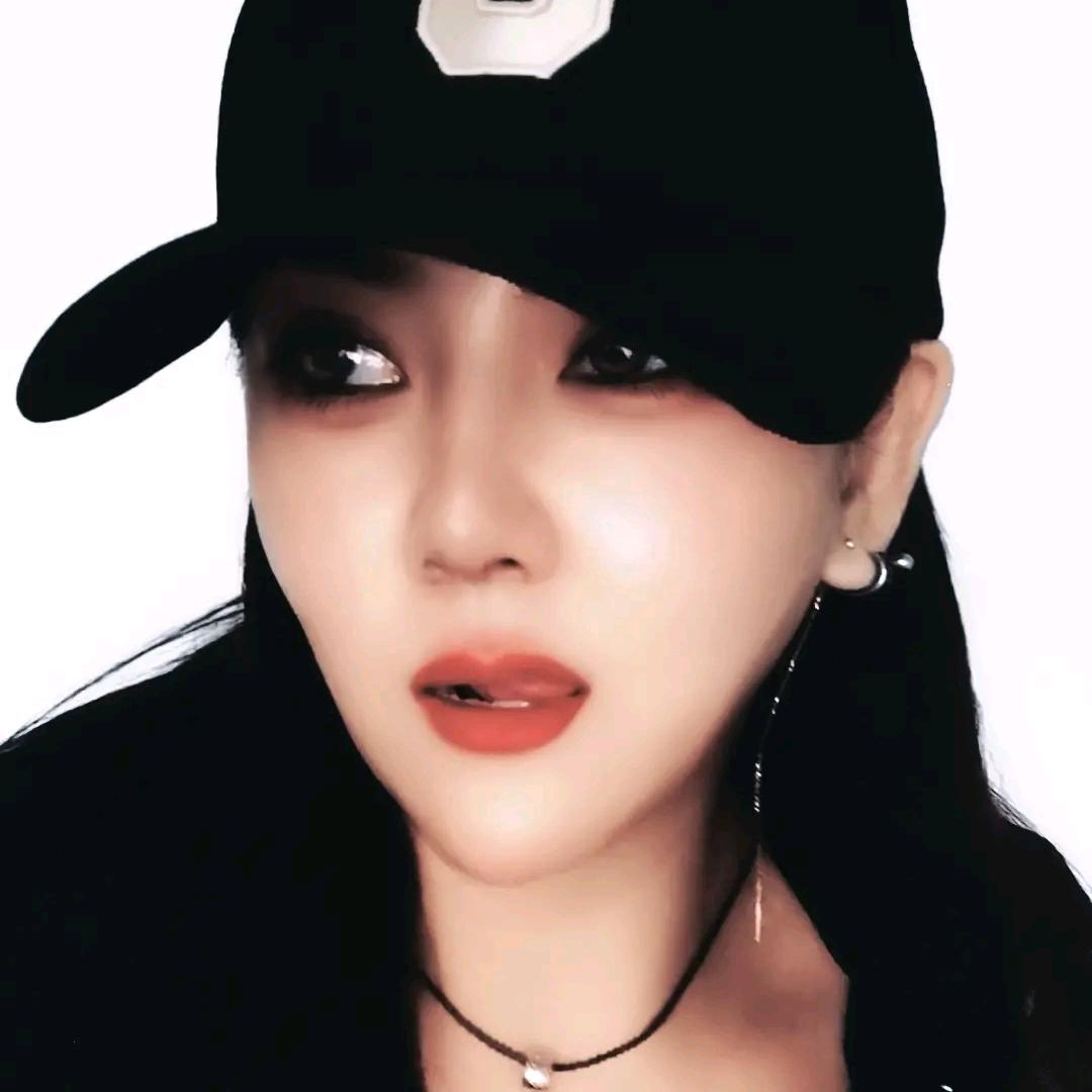 ℳঞ ໌້ᮨ无人渡我