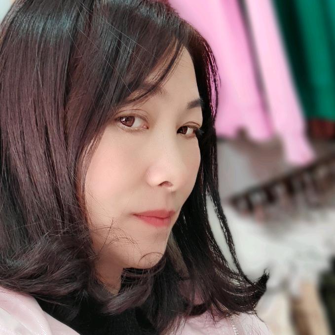 衣心衣意服装店