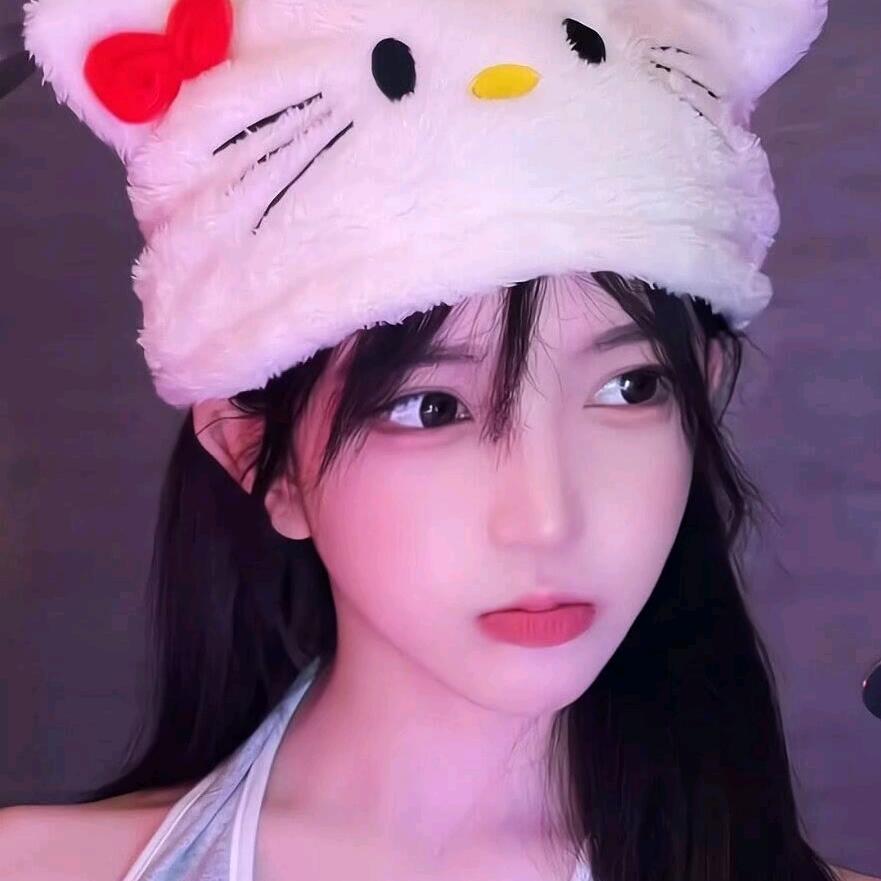 小姨🍀🍀