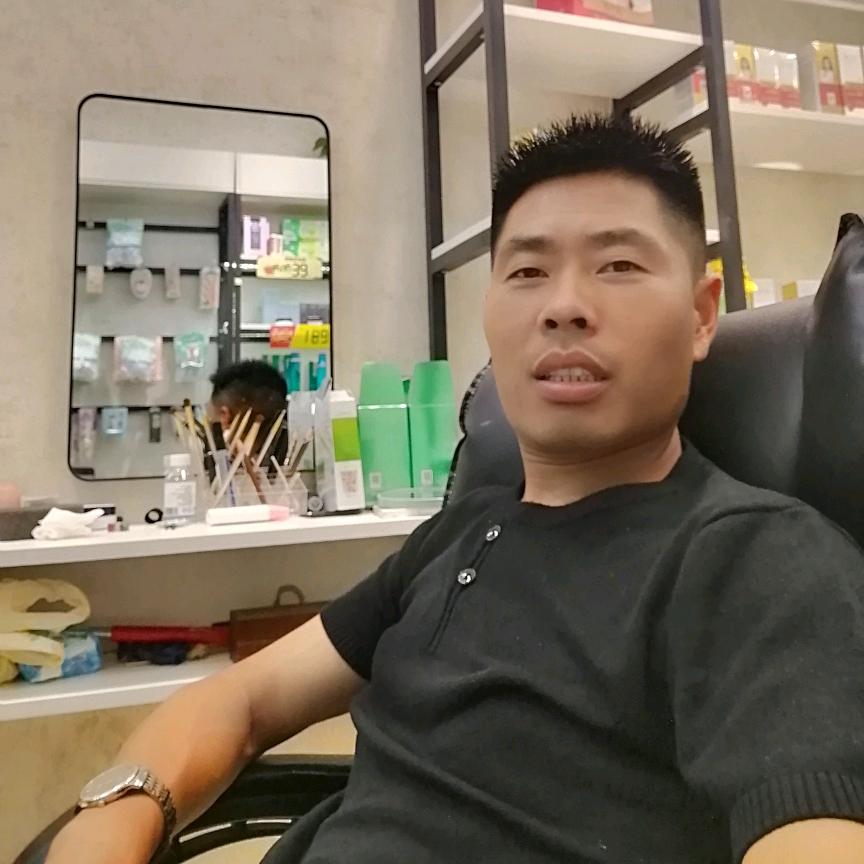 紫阳恒发二手车