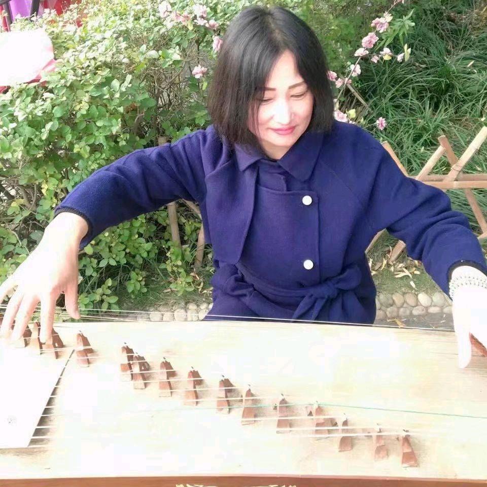 独一站在“云端”