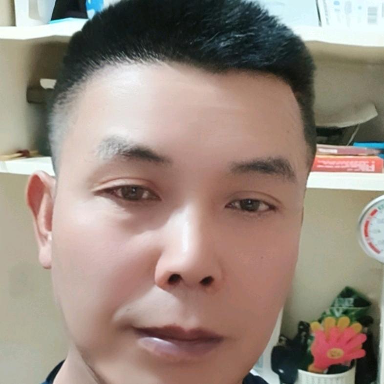 石玉堂户外探险者