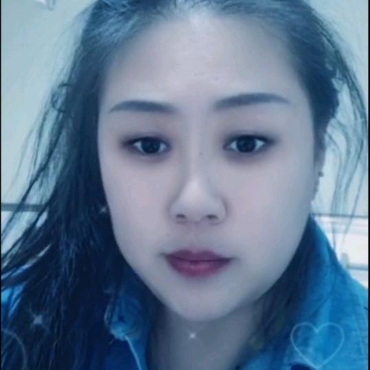天真微笑