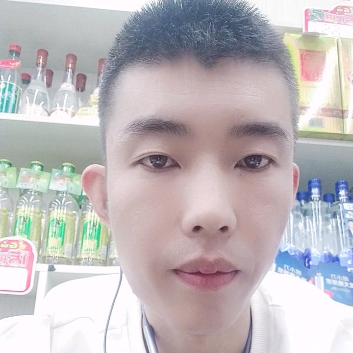 小帅哥