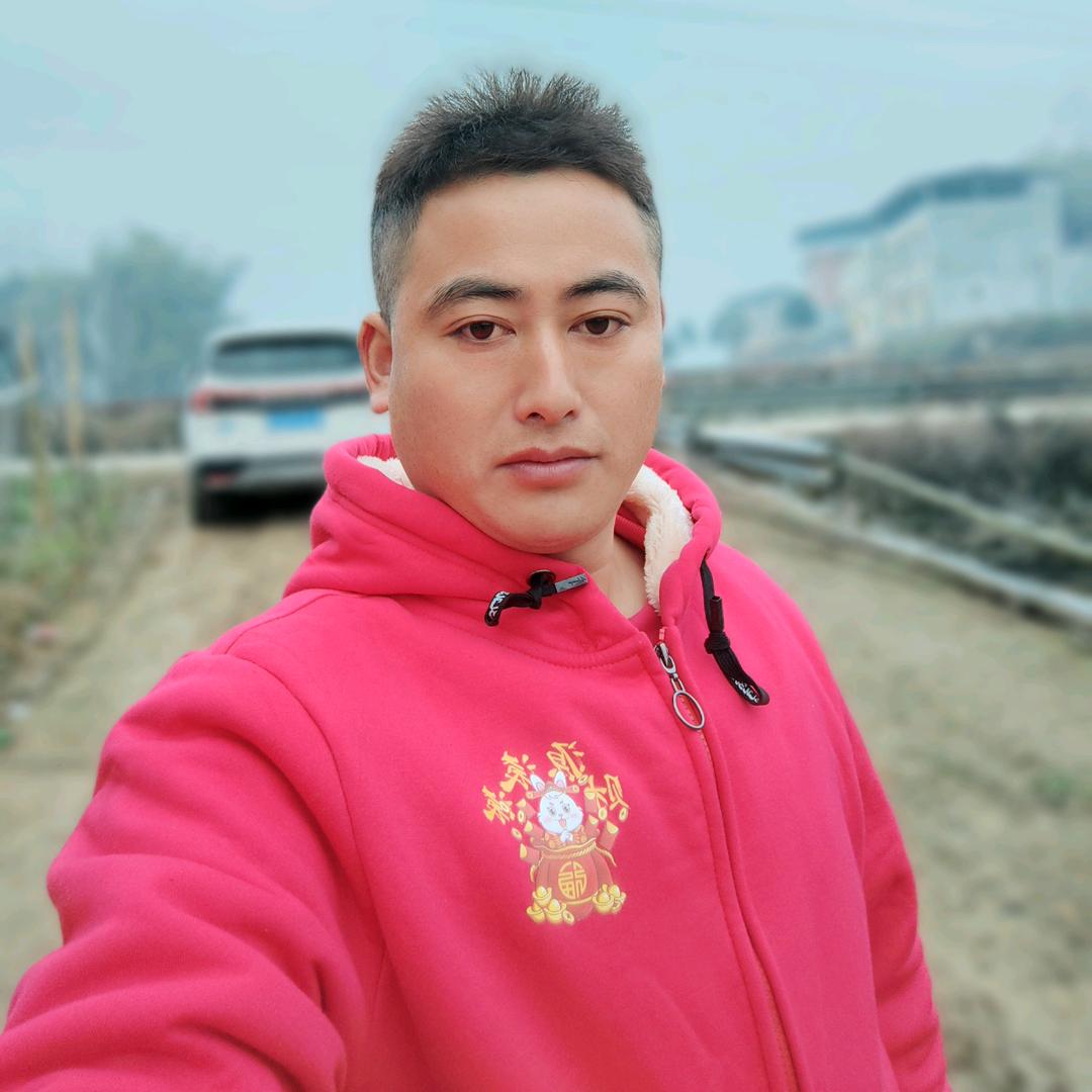 嗨皮用户单身的小范范…没有钱穷开心