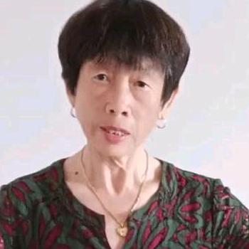 曹芝英
