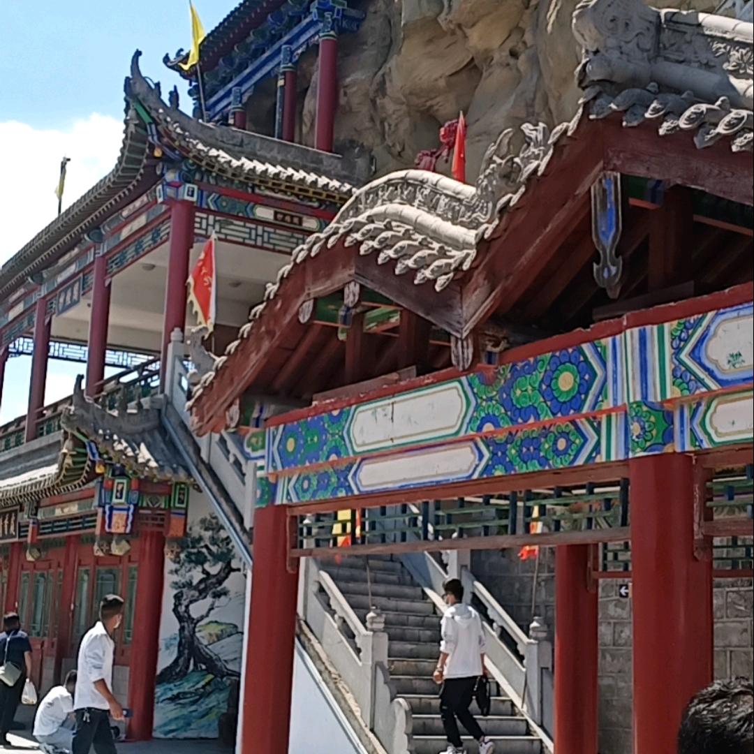 香烟不解人生苦