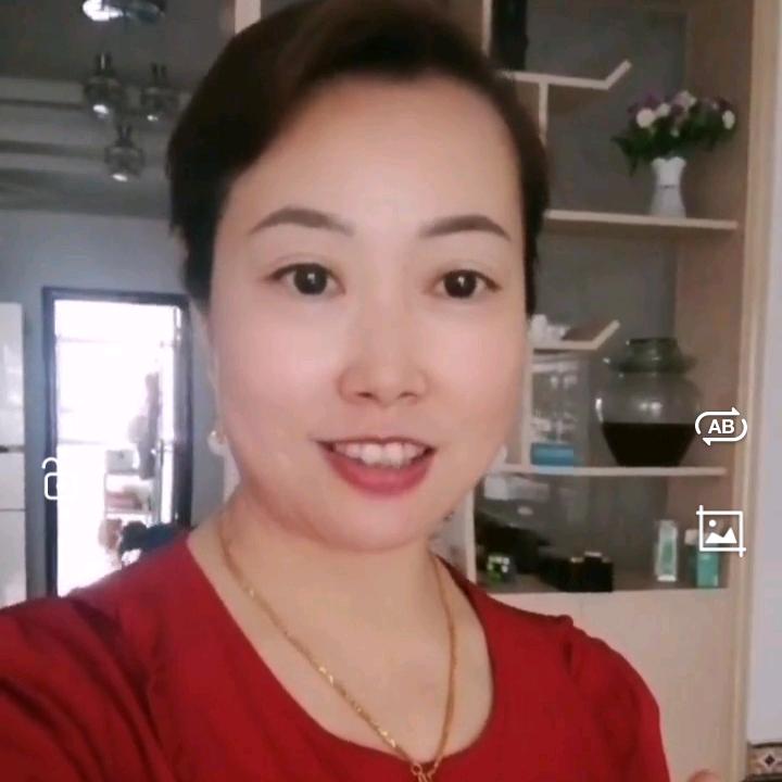 75年的，爱唱歌的兔兔。