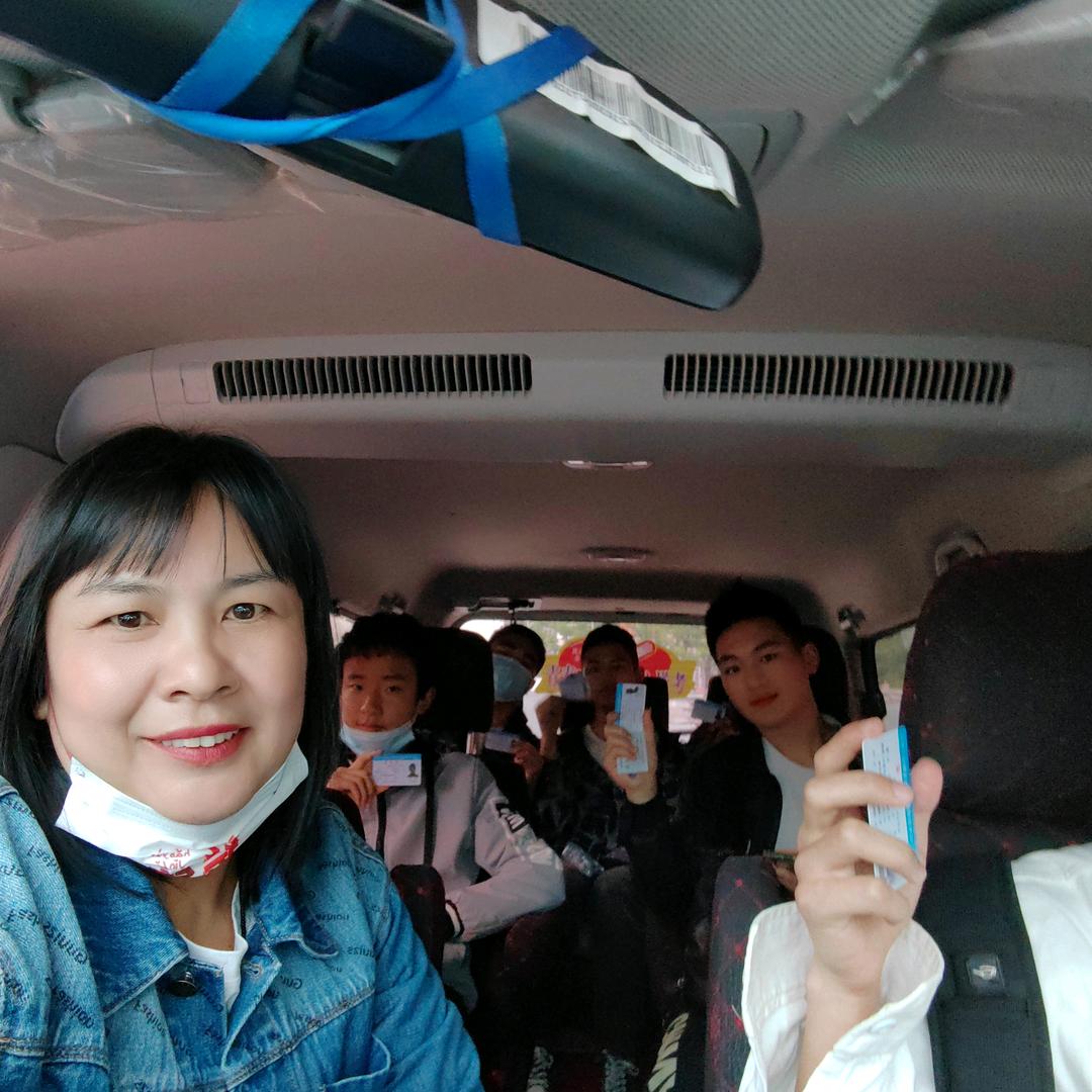 合法网络车彭佑琴