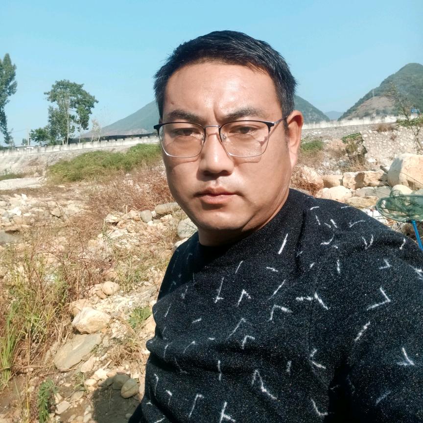 召兴凉皮西峡总店