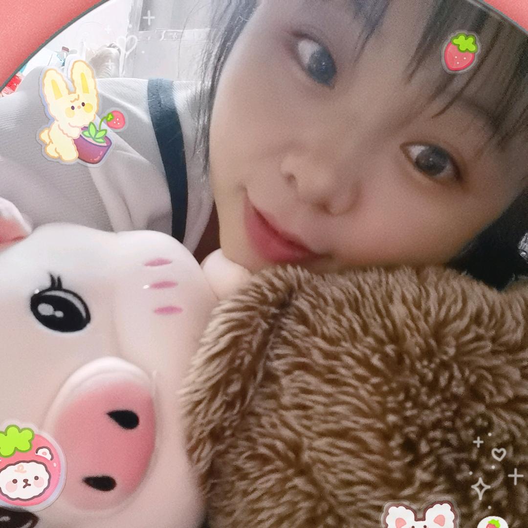A    👧芳芳