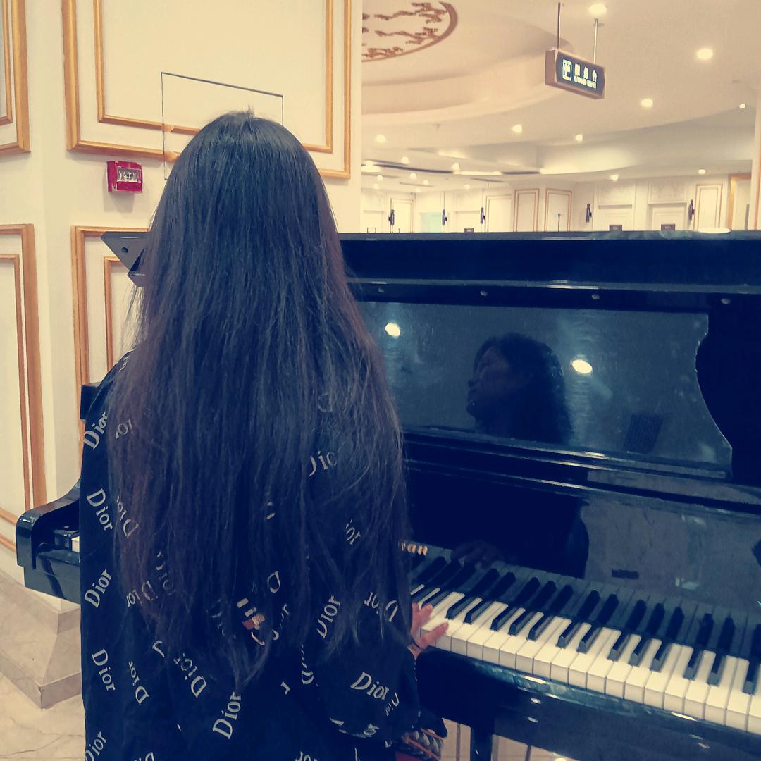 嘻嘻（诅咒之岛）