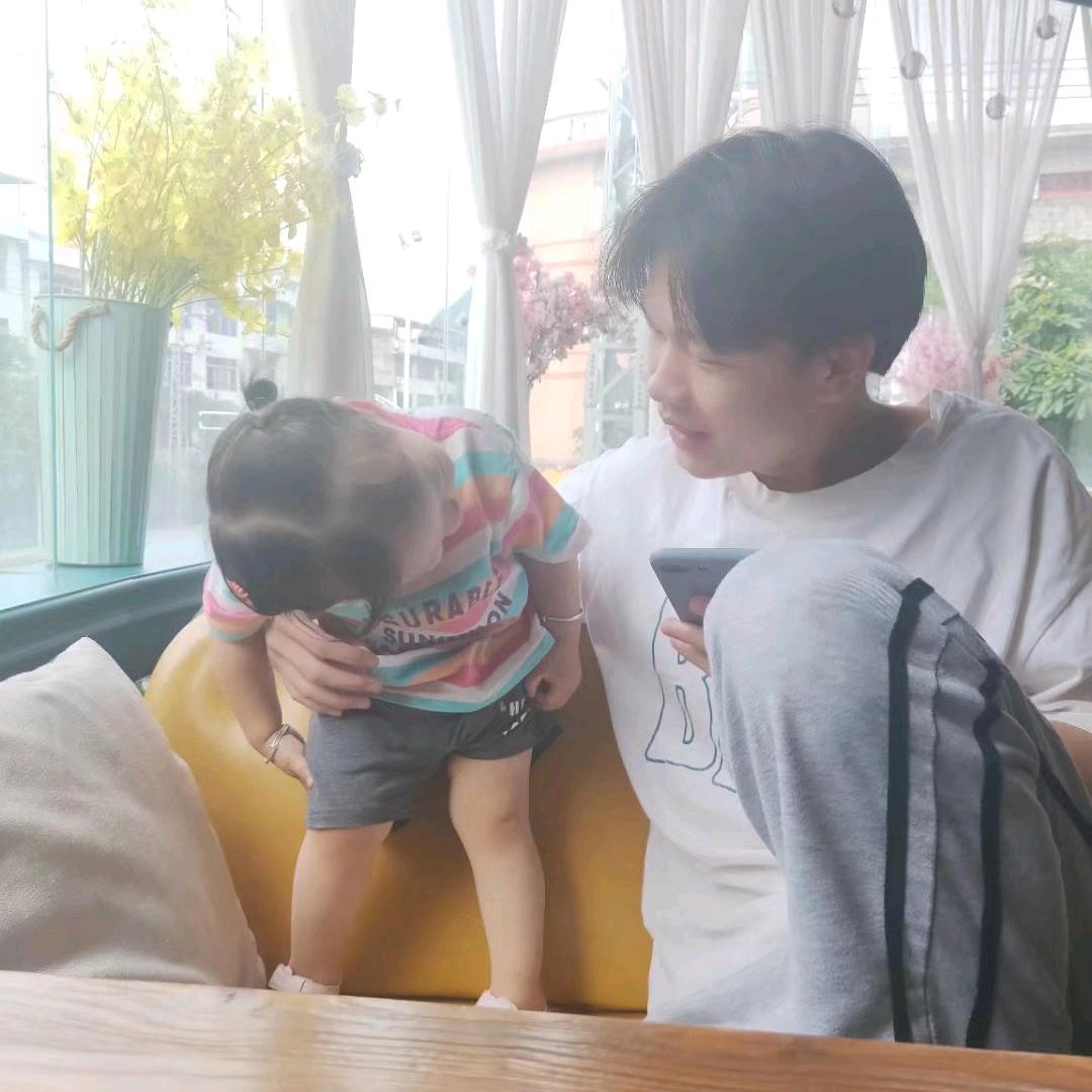 绿肥红瘦