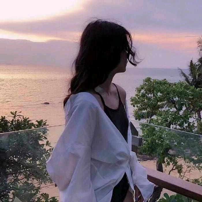 红彤彤的红啊