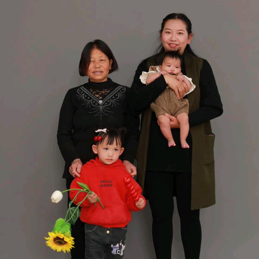 妍妍涵涵的妈咪