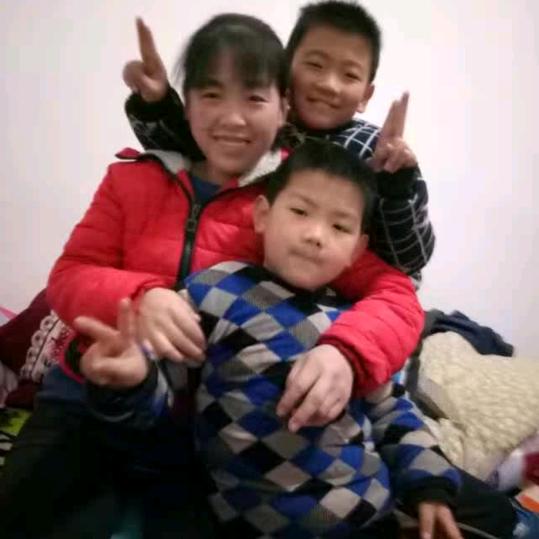 我家有两个宝真幸福❤️❤️❤️