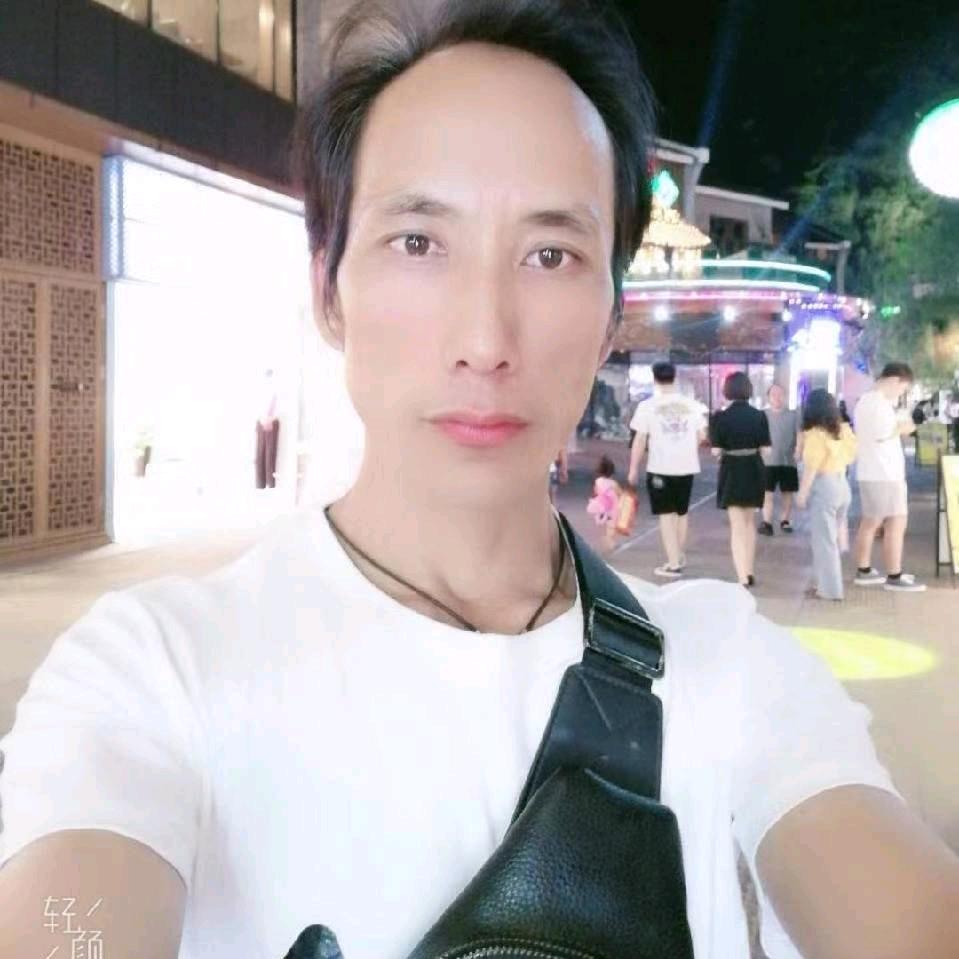 傻小哥.5个8