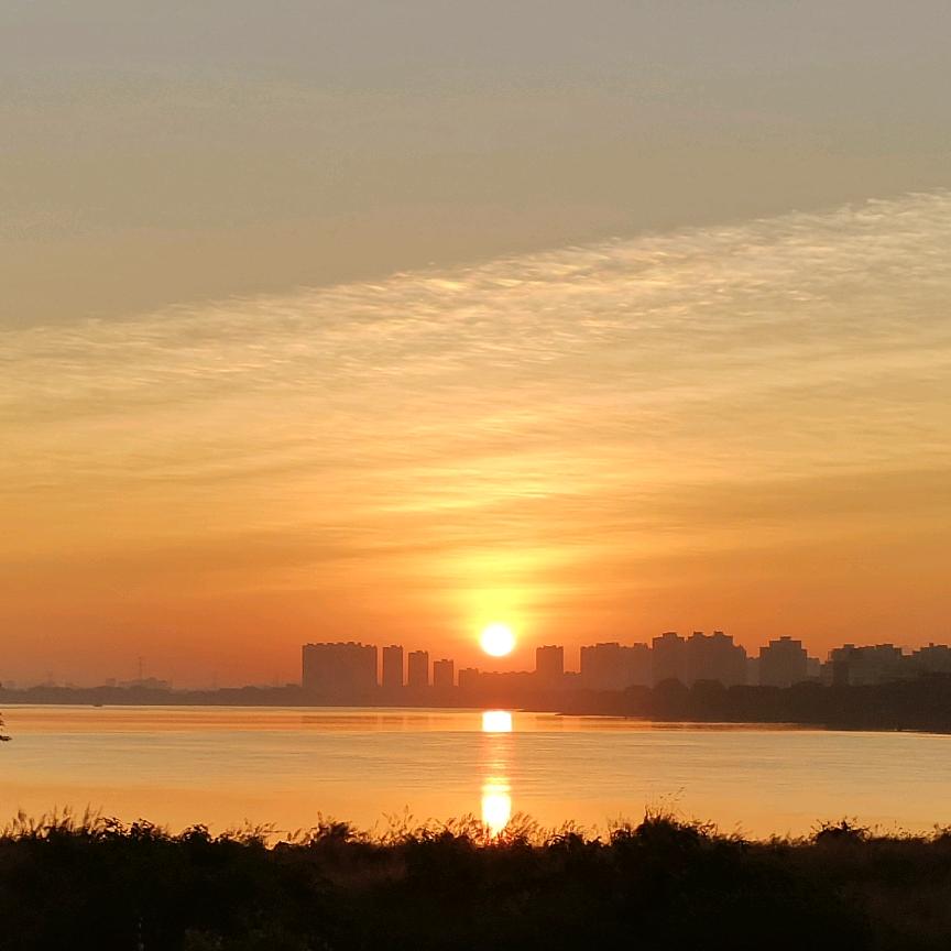 💫淡云⚡️飘月✨