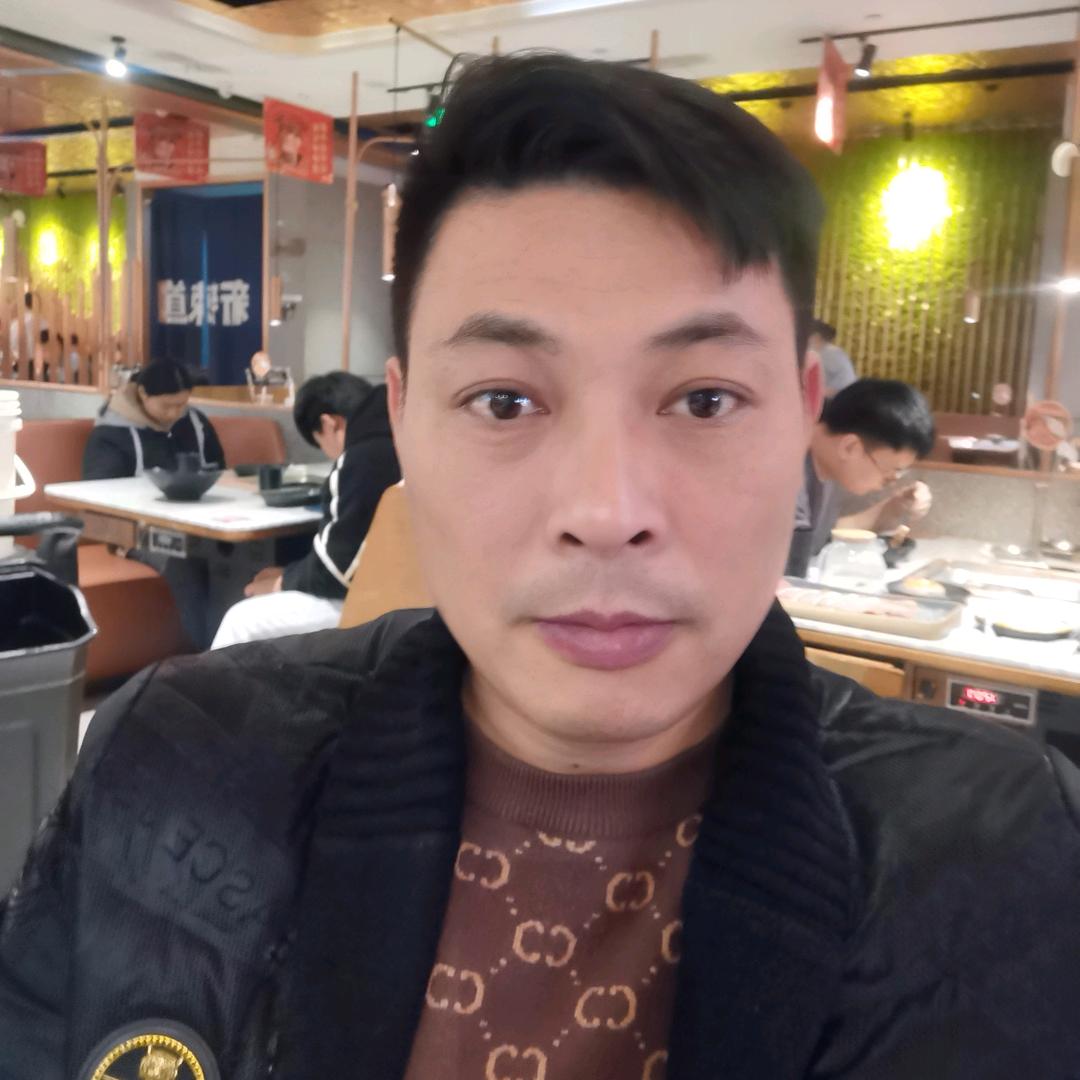 誰伴我闯荡(ಡωಡ)