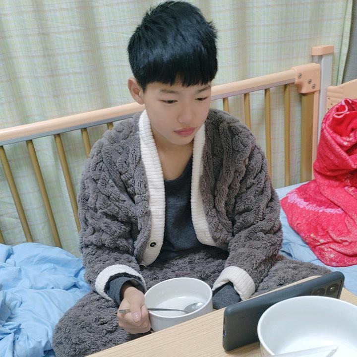 李孟择（肾移植康复中）