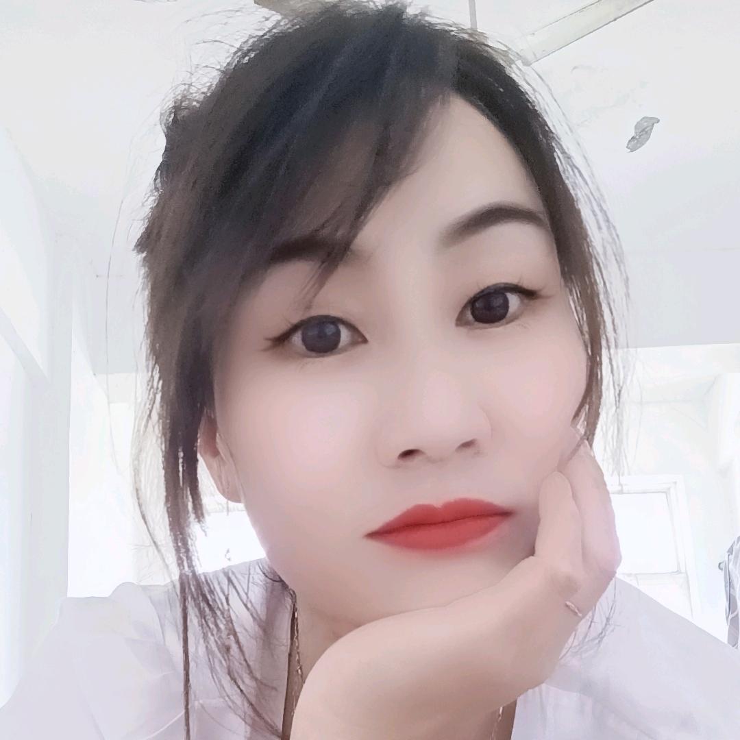 潘薪羽