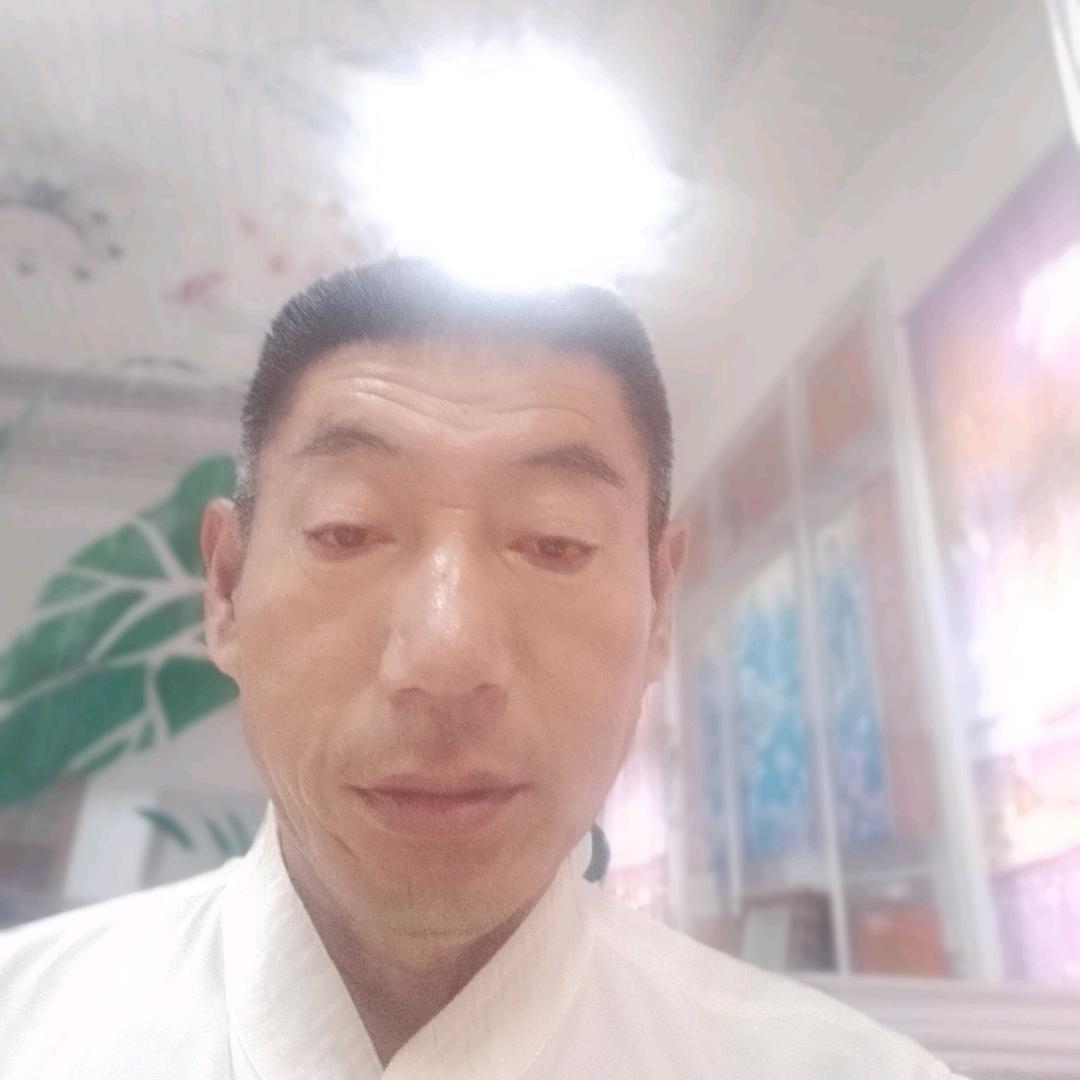 柏根明