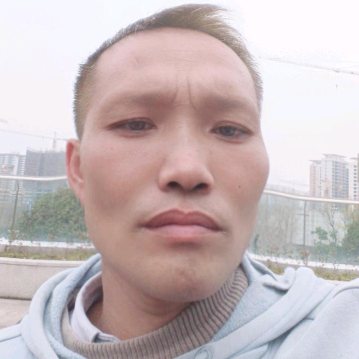 四川宜宾开心强哥。
