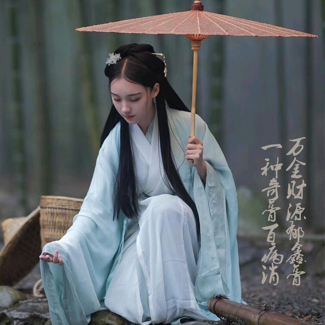 飘逸的萱草