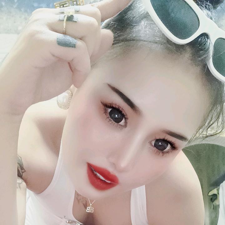 @MiNa_米娜🐍