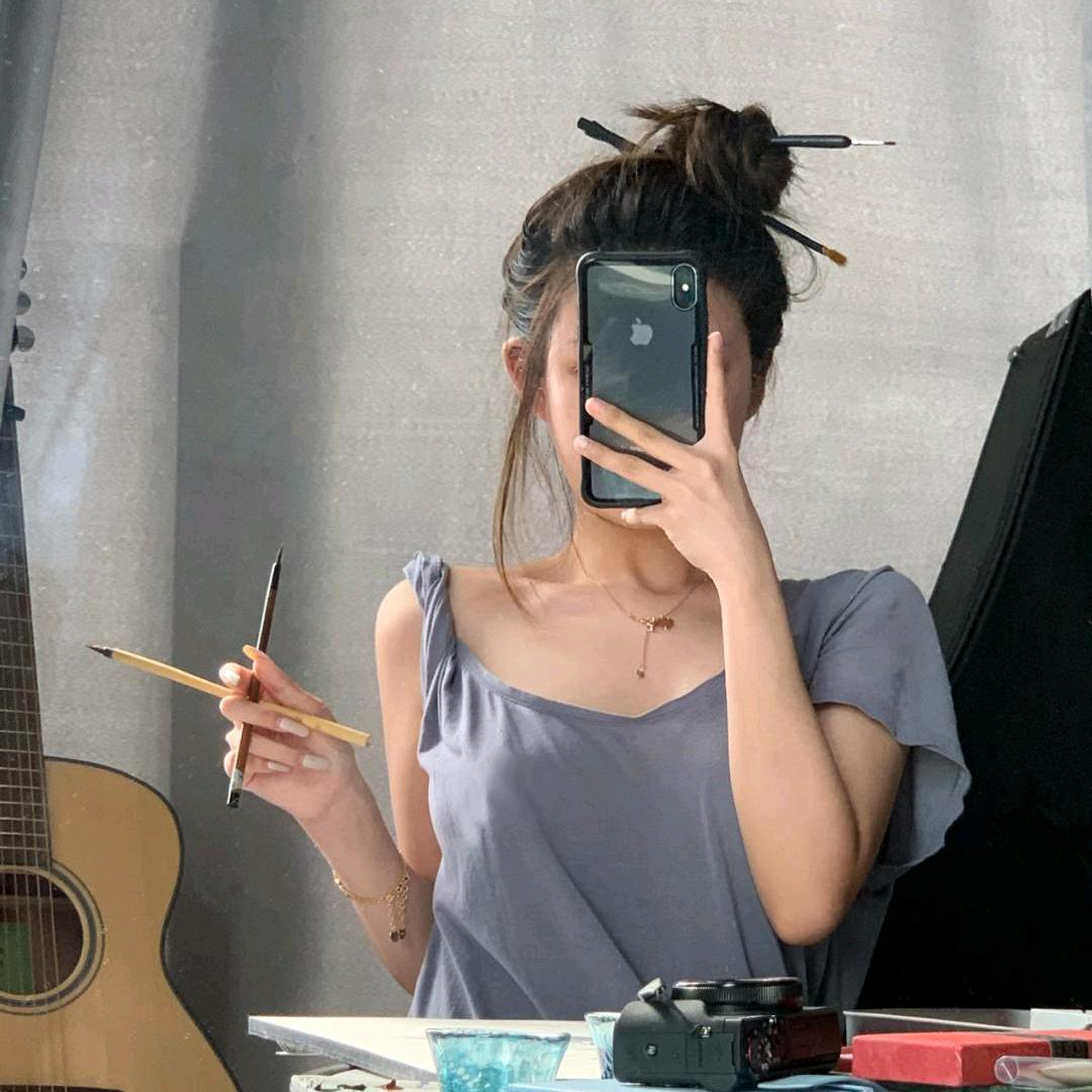爱画画的楠楠子