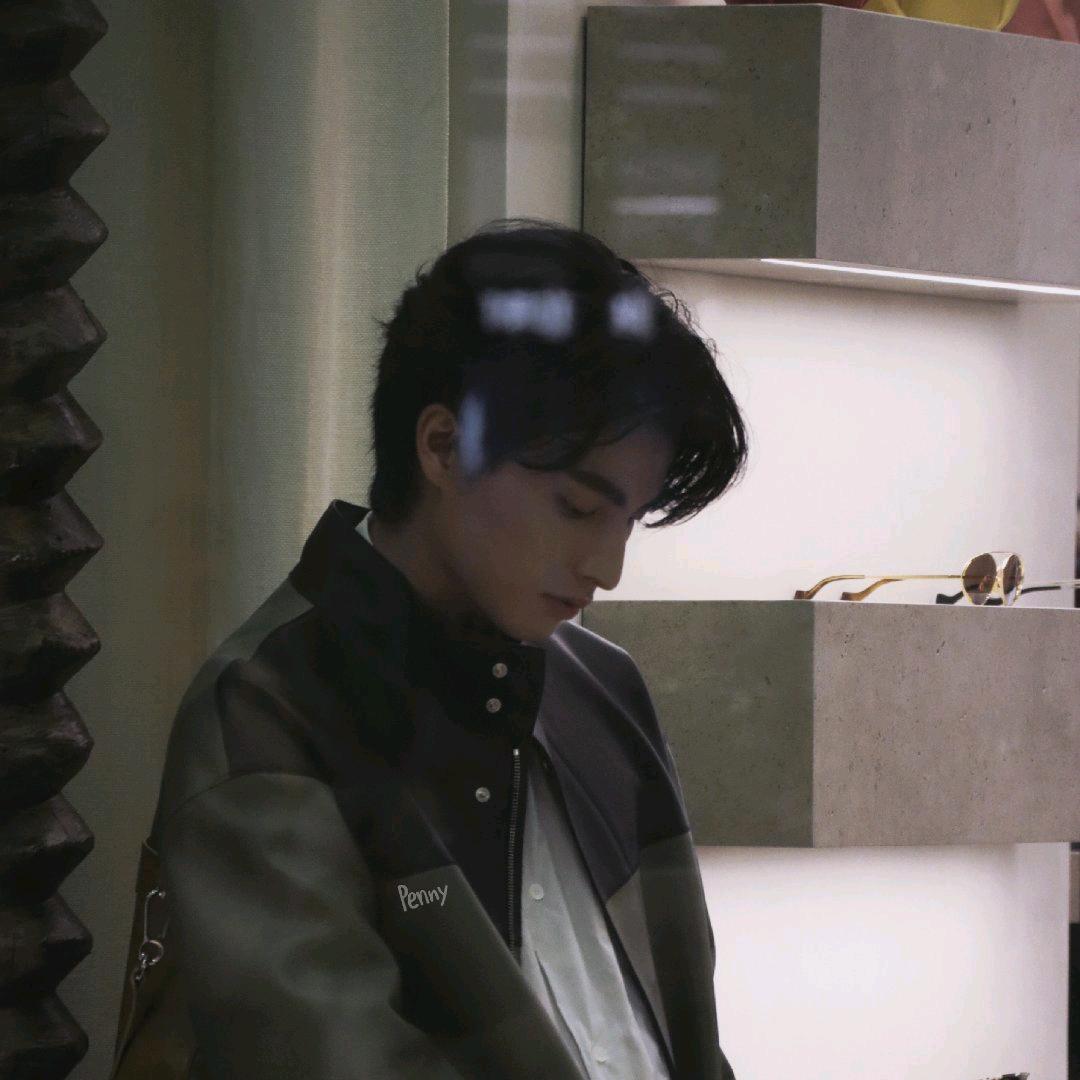 七7