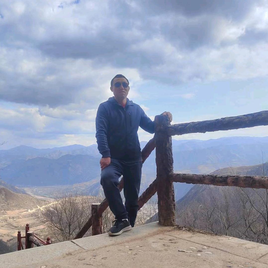 石材M哥（春牛）