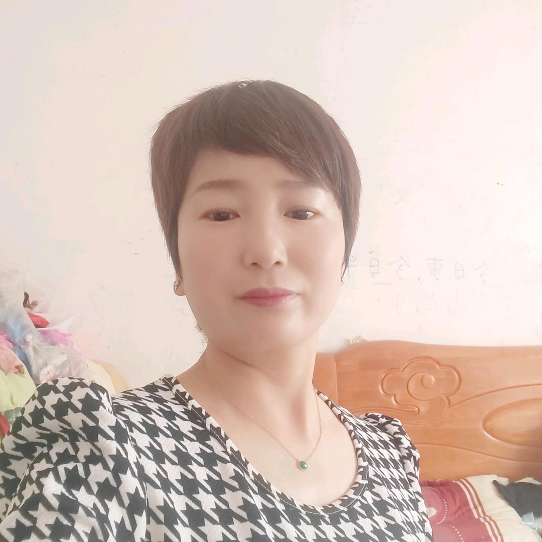 不吃老鼠的猫😽