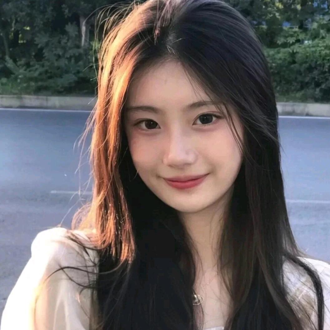 箐箐今天穿什么