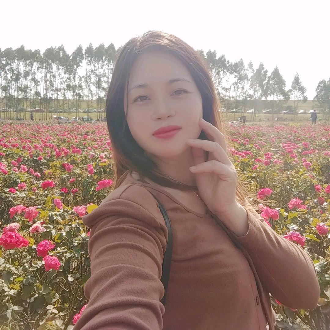 万物橱窗店